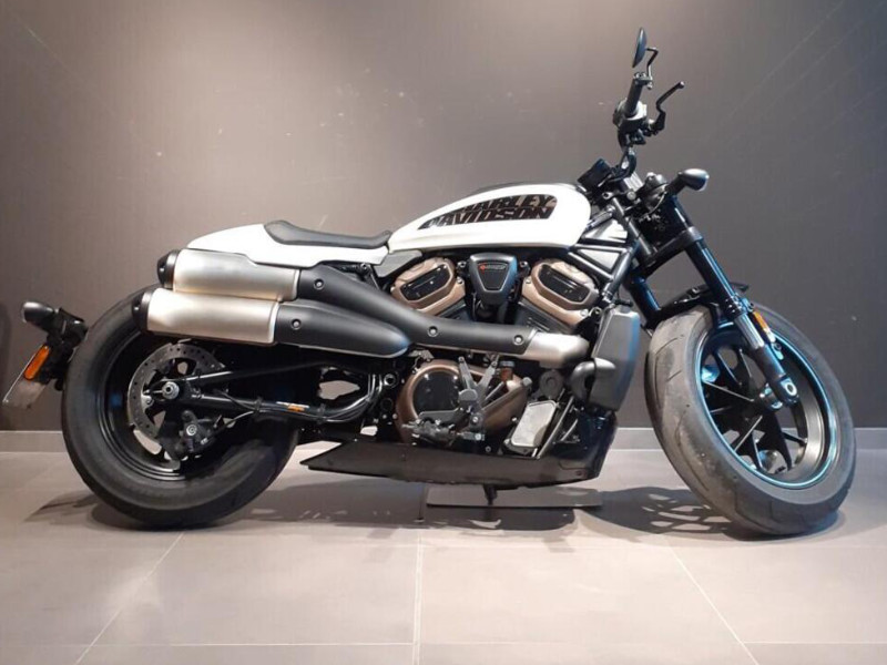 Sportster S model