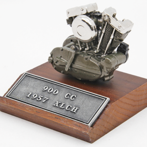 MODELLINI MOTORI IN SCALA 1:8