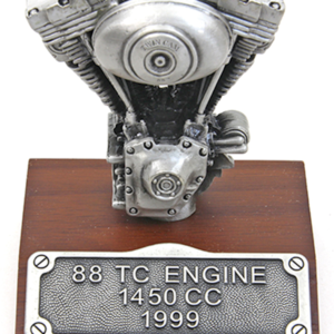 MODELLINI MOTORI IN SCALA 1:8