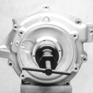 INSTALLATORE CUSCINETTI E PARAOLIO ALBERO LATO TRASMISSIONE