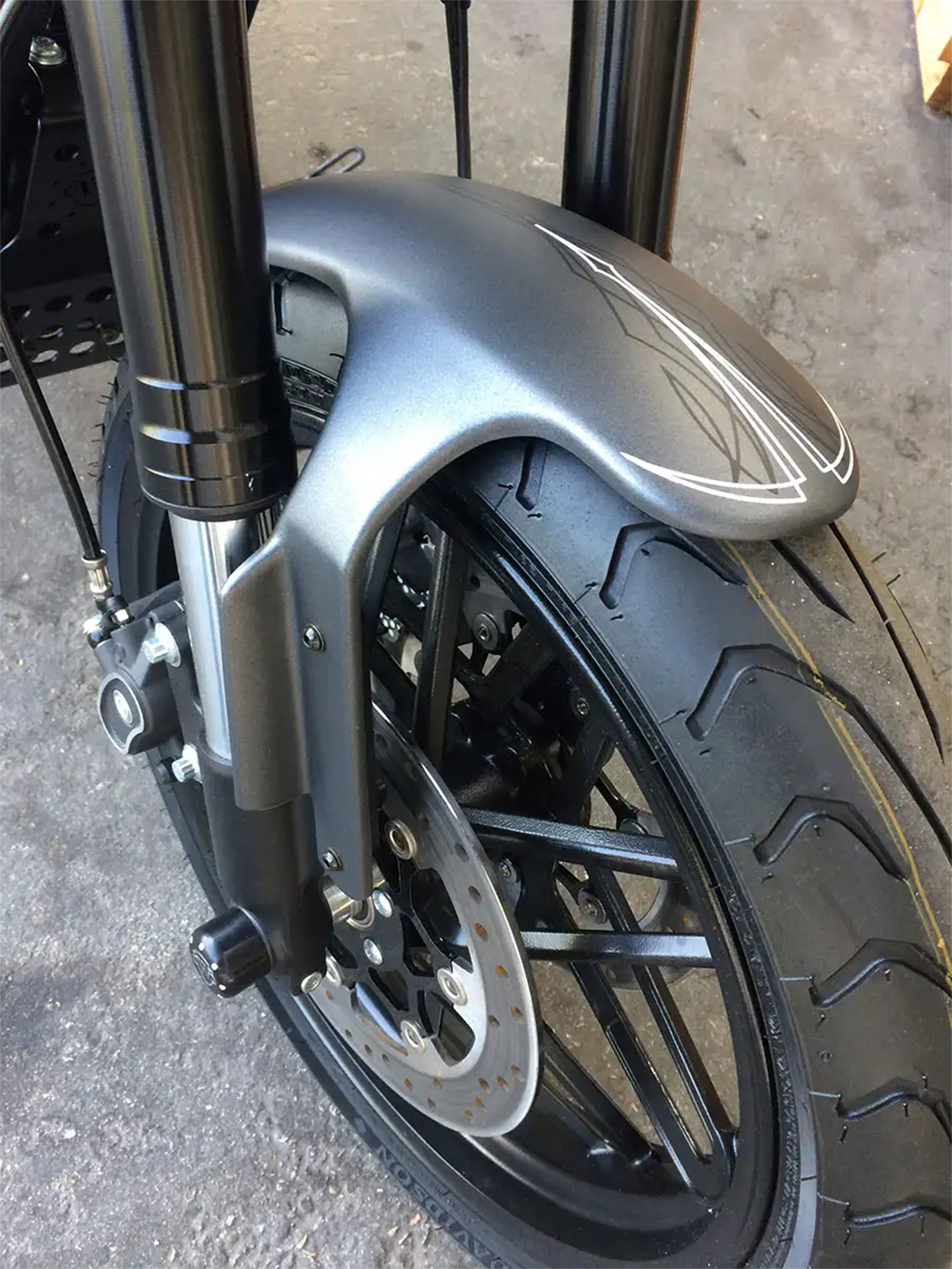PARAFANGO ANTERIORE CULT-WERK ROADSTER